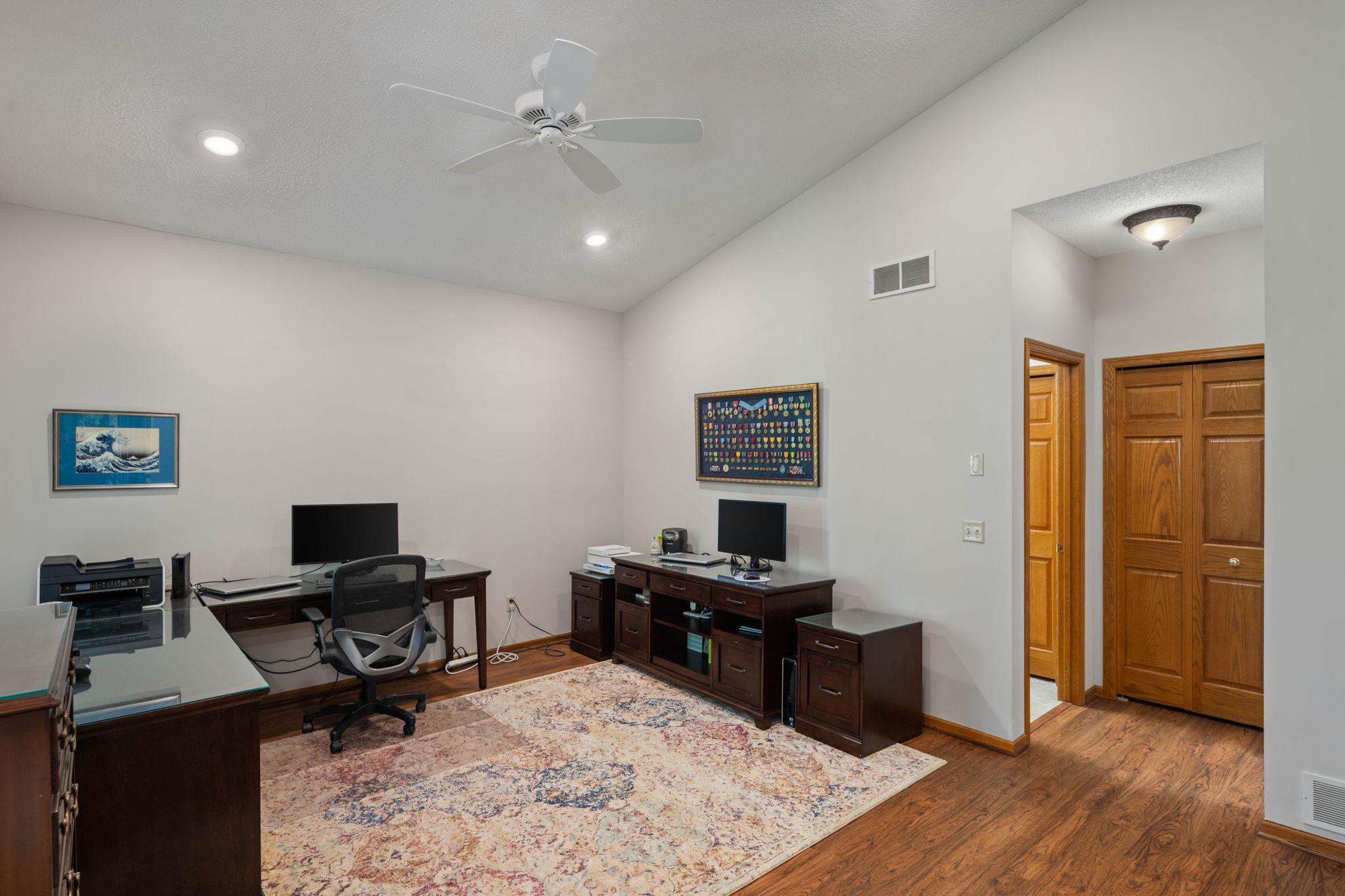 Flex Room