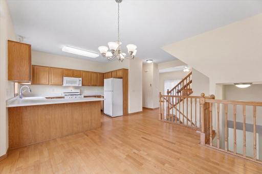 13-14157 43rd Ave N, Minneapolis, MN 55446_08_2.jpg