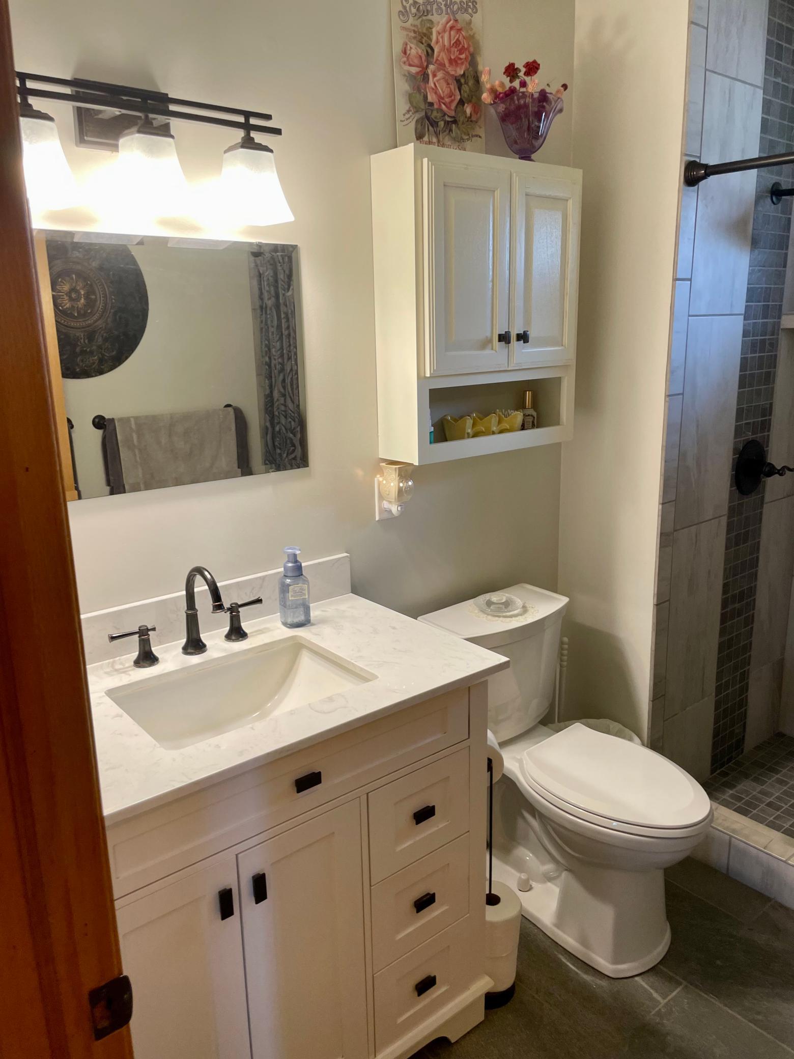 NEW MF 3/4 Tiled Bath