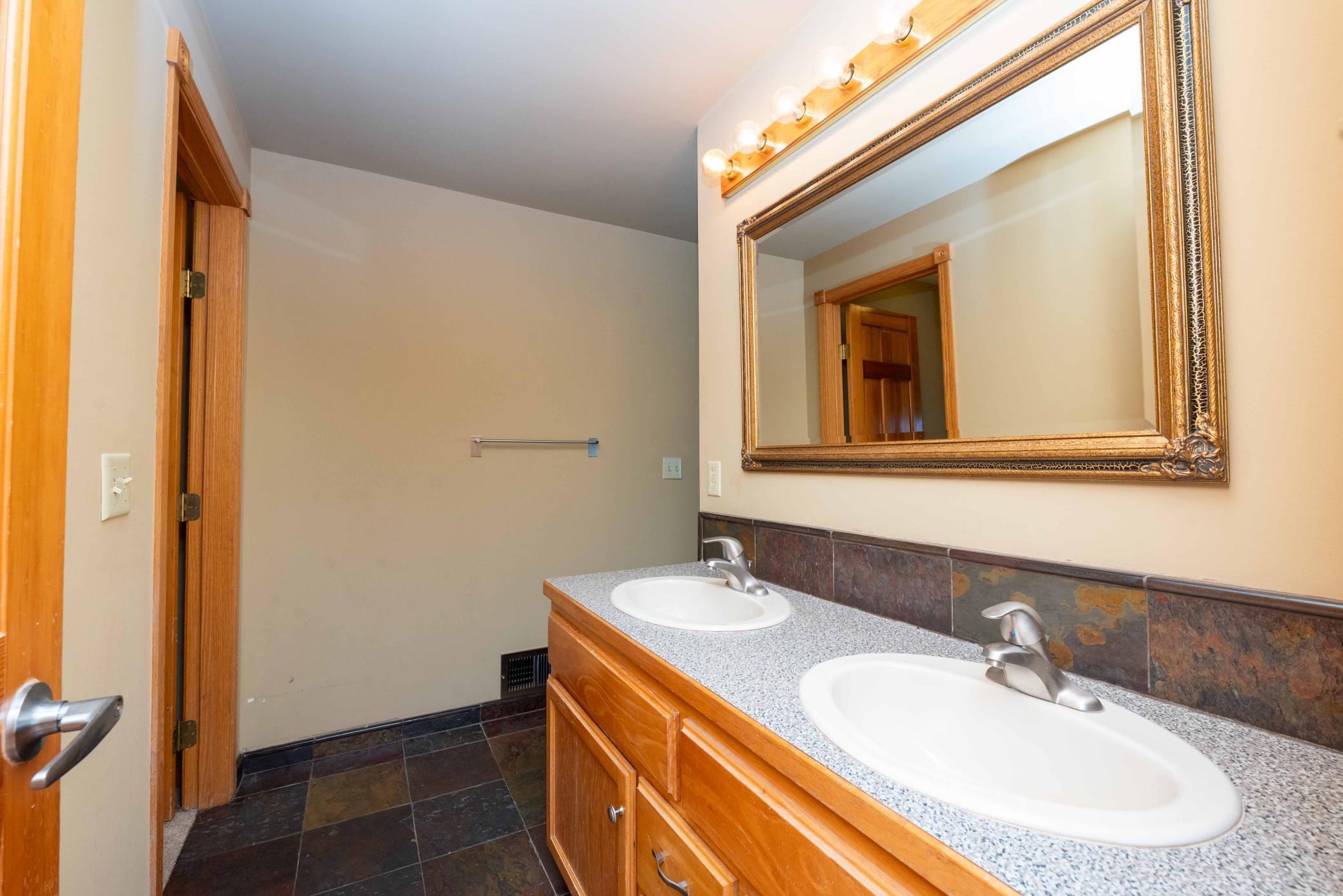 Master 3/4 Bath