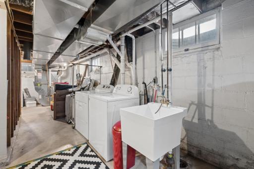 5800 Knox Avenue S, Minneapolis, MN 55419