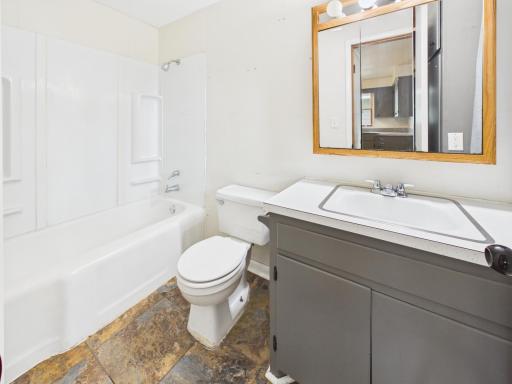 433 30th Avenue N, Saint Cloud, MN 56303