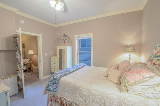 404 4th Avenue NE, Saint Cloud, MN 56304
