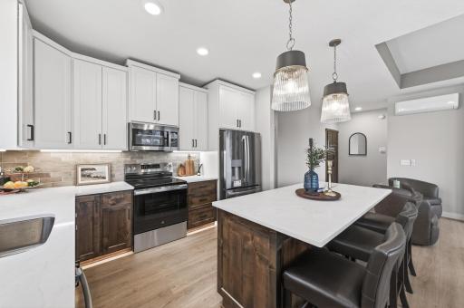 1231 Honeysuckle Lane, Cambridge, MN 55008