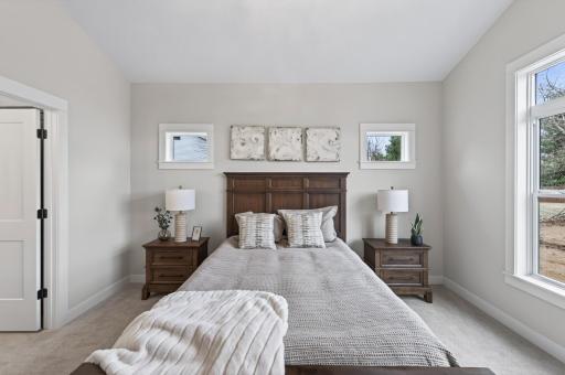 1231 Honeysuckle Lane, Cambridge, MN 55008