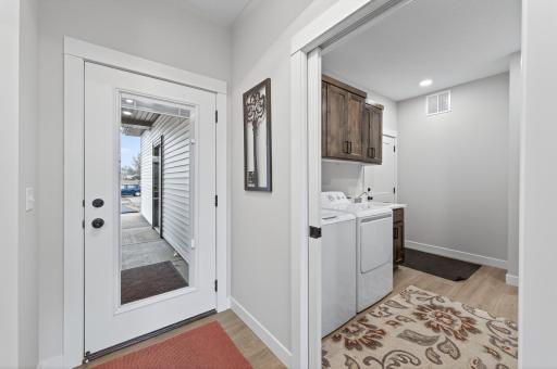 1231 Honeysuckle Lane, Cambridge, MN 55008
