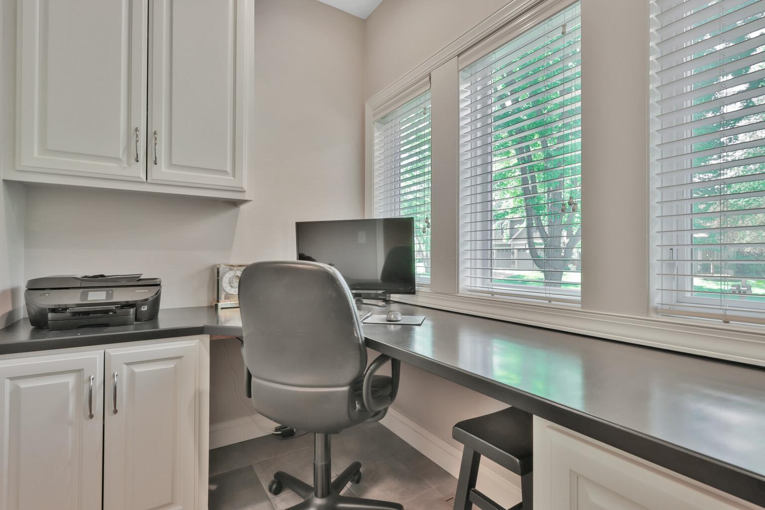 Ideal Office Nook