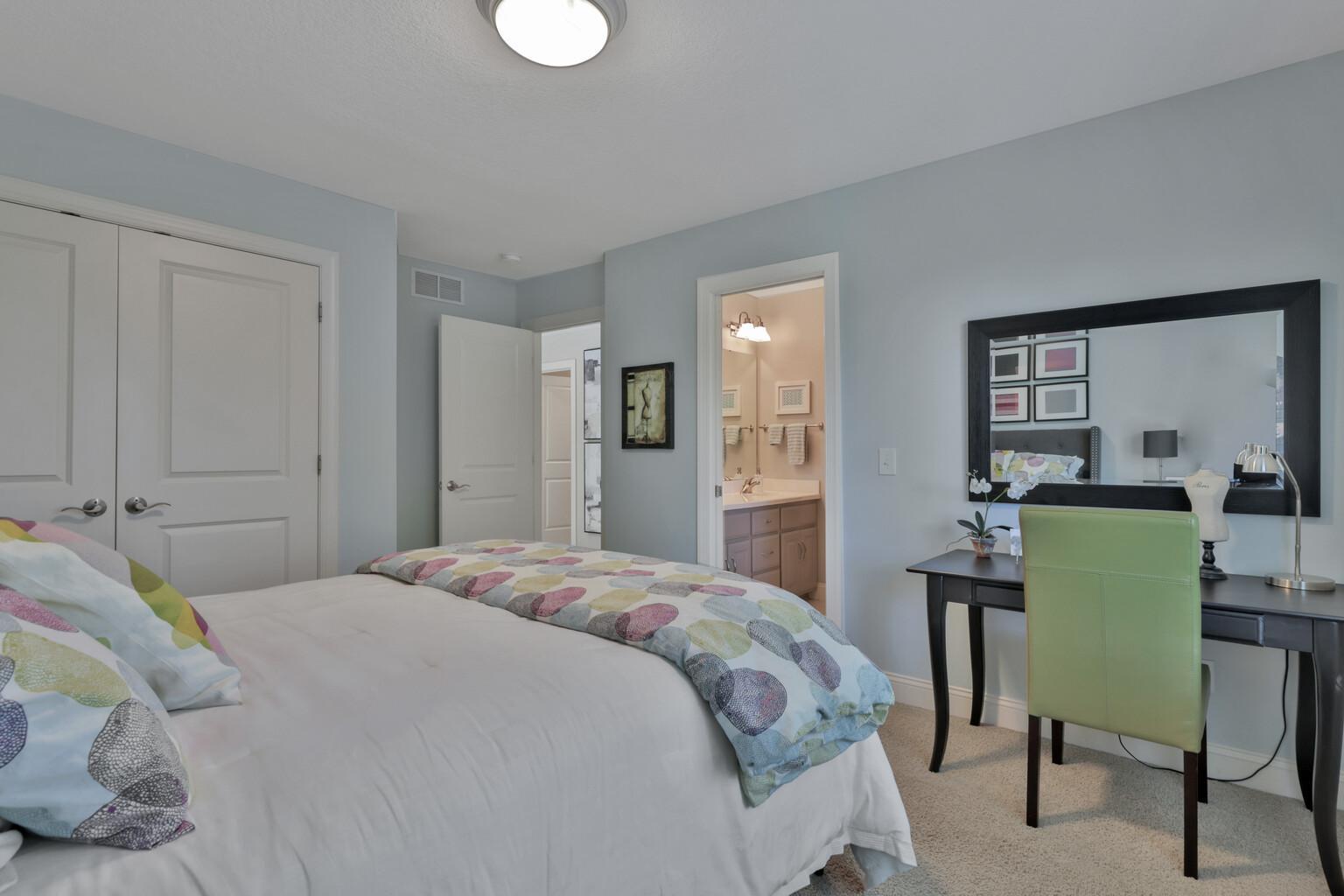 Upper BR 2 to bathroom