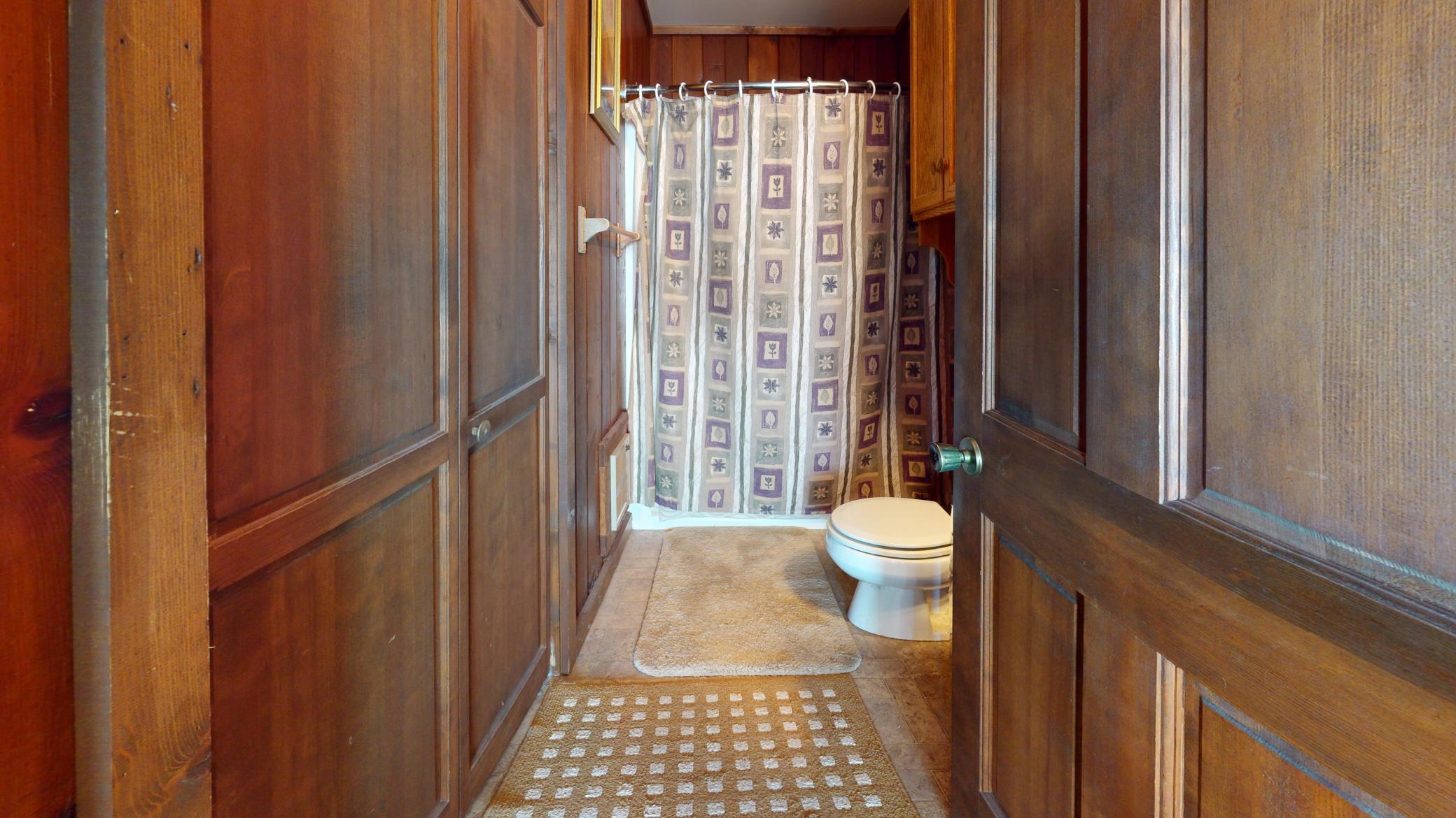 1245-West-Lake-Dr-Bathroom.jpg