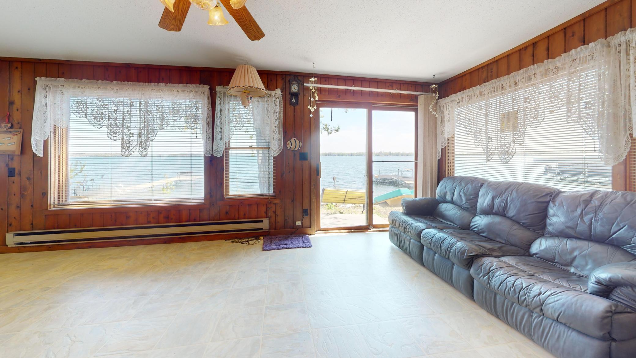 1245-West-Lake-Dr-Living-Room.jpg