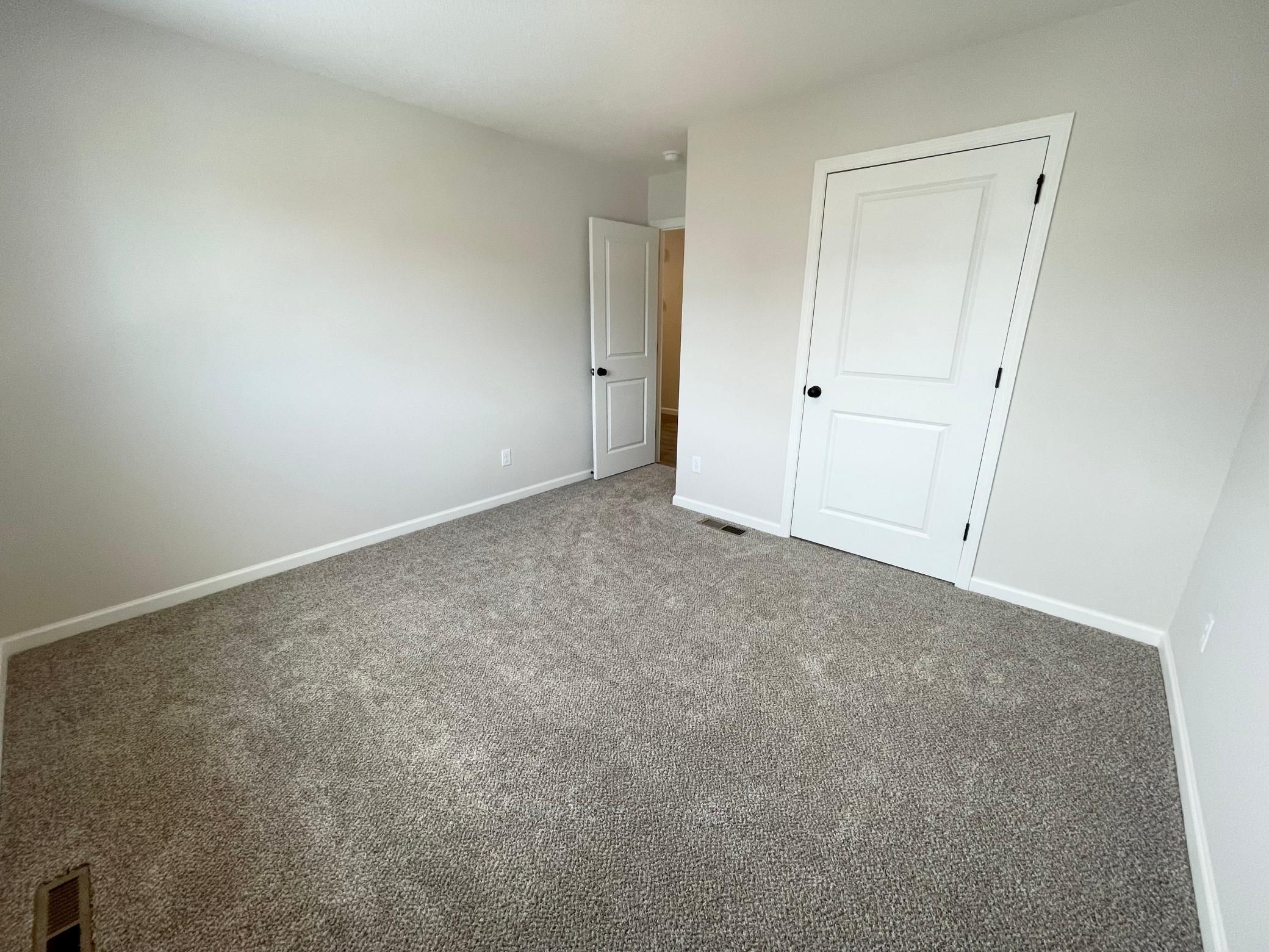 Photo shows the same floor plan but not the actual home. Photos of actual home will be uploaded when home has been completed and cleaned.