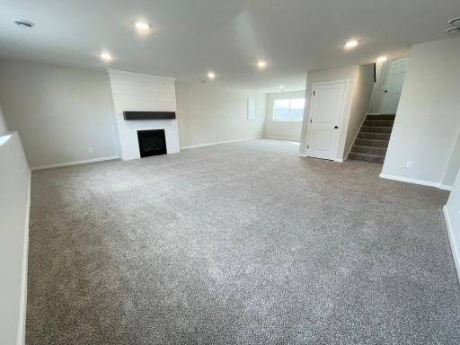 Photo shows the same floor plan but not the actual home. Photos of actual home will be uploaded when home has been completed and cleaned.