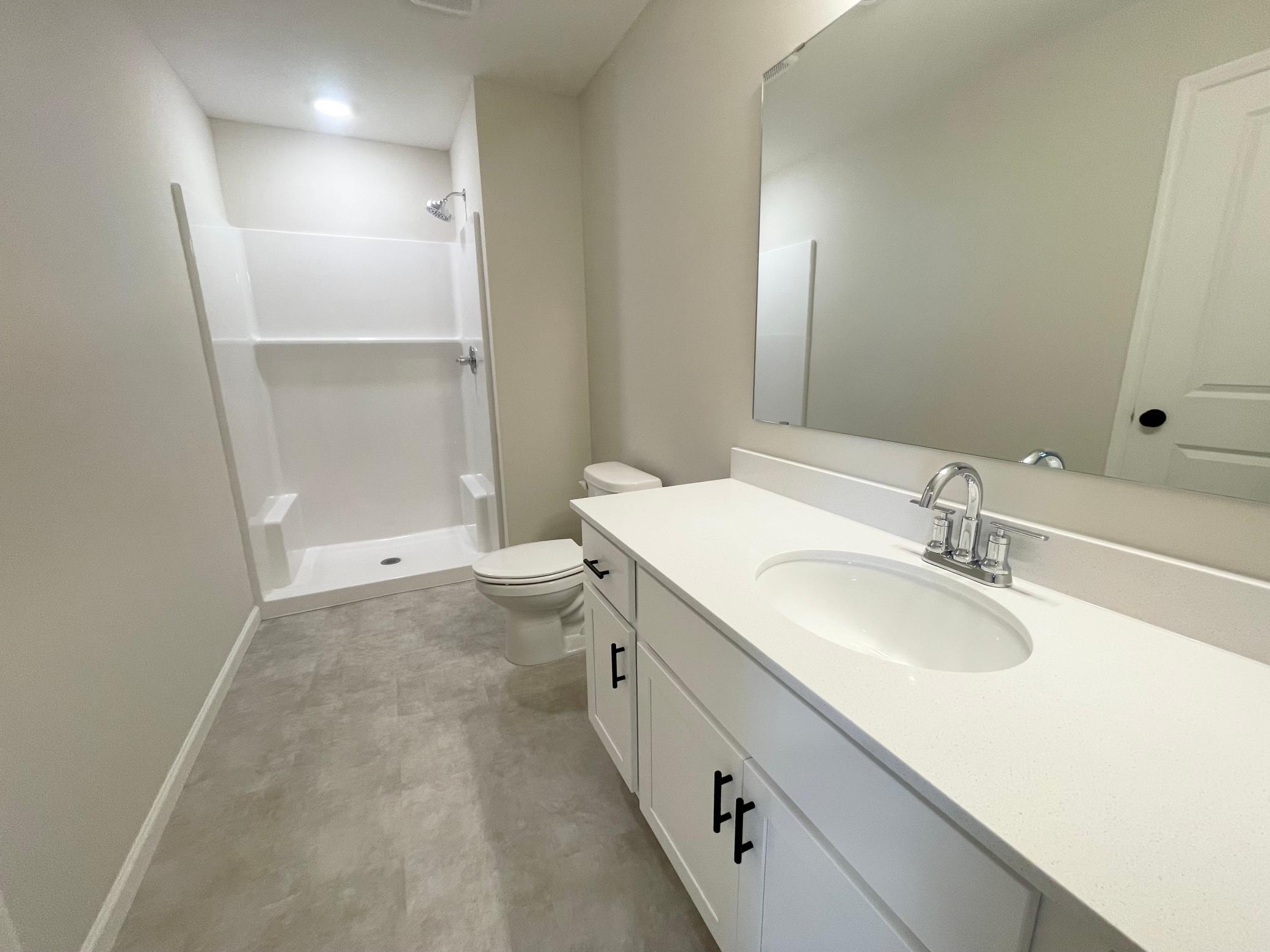 Photo shows the same floor plan but not the actual home. Photos of actual home will be uploaded when home has been completed and cleaned.