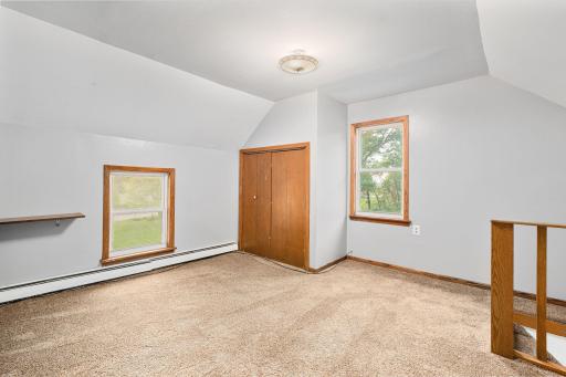 27884 560th Avenue, Austin, MN 55912