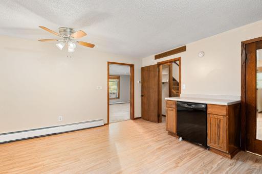 27884 560th Avenue, Austin, MN 55912