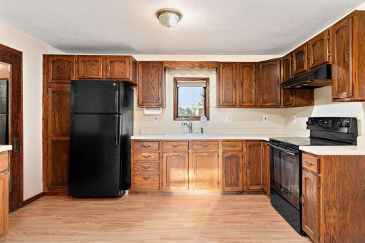 27884 560th Avenue, Austin, MN 55912