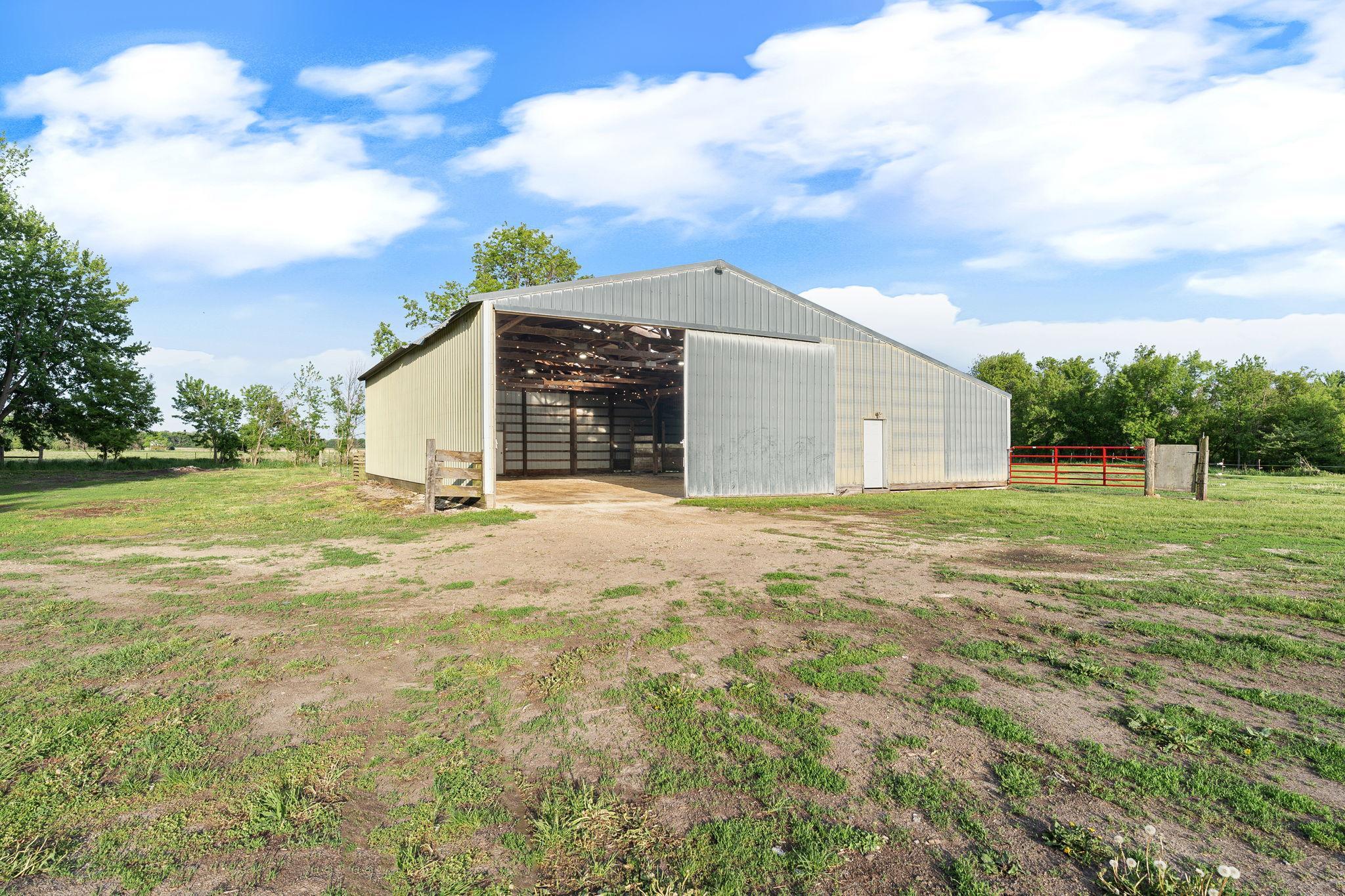 18-web-or-mls-27884-560th-ave.jpg