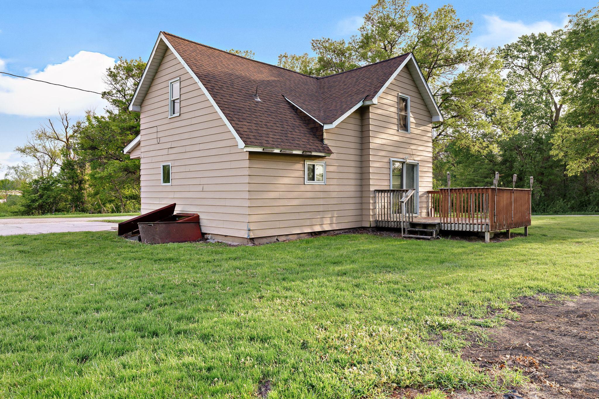 13-web-or-mls-27884-560th-ave.jpg