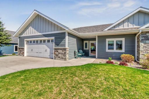906 Lake Forest Circle, Detroit Lakes, MN 56501