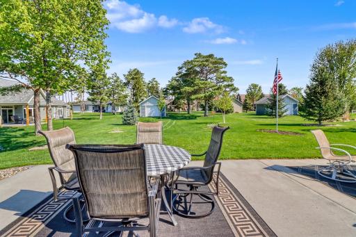 906 Lake Forest Circle, Detroit Lakes, MN 56501