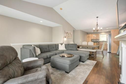 1003 Farrell Street S, Saint Paul, MN 55119
