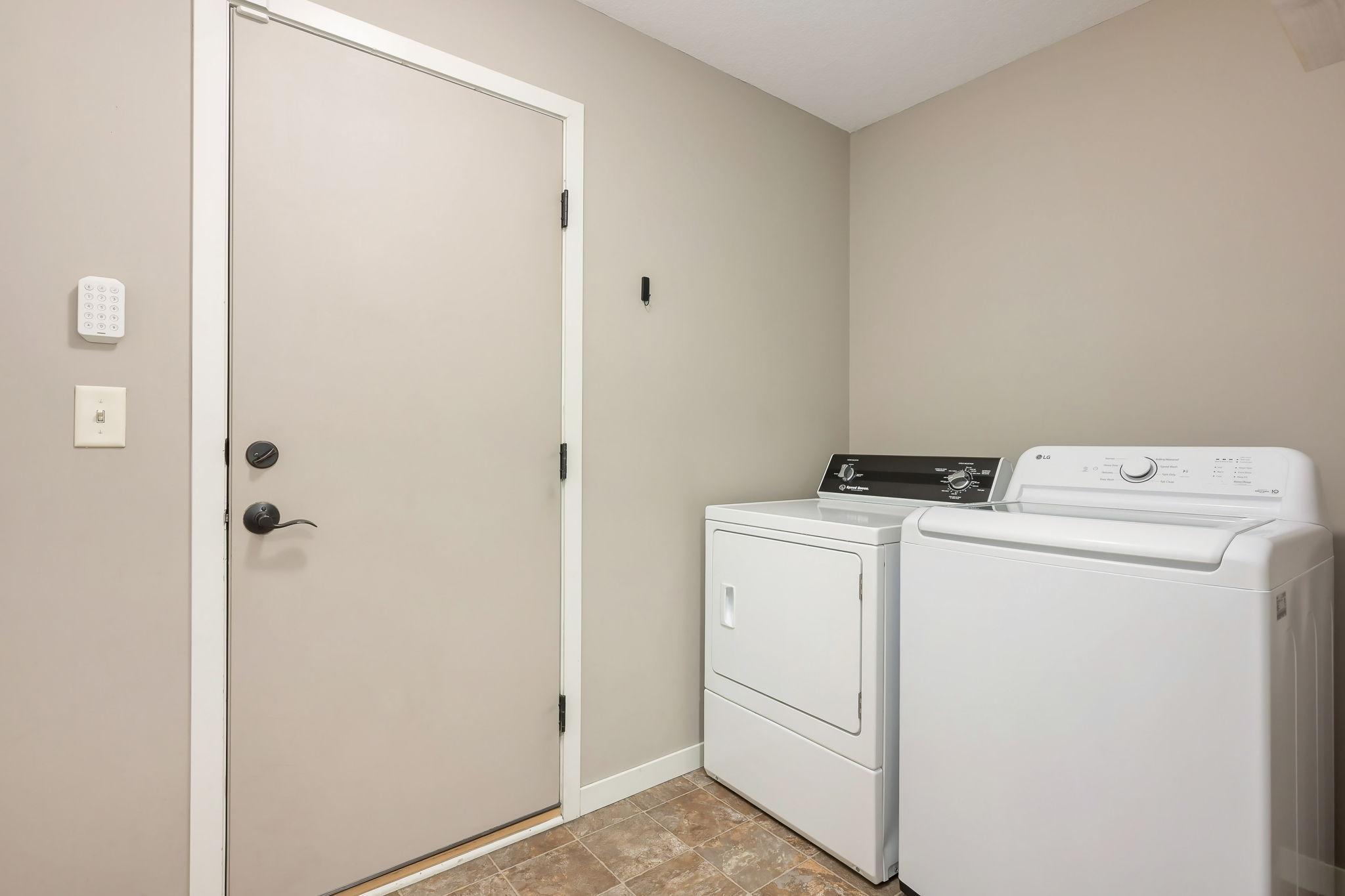 27-web-or-mls-1003 Farrell31.jpeg