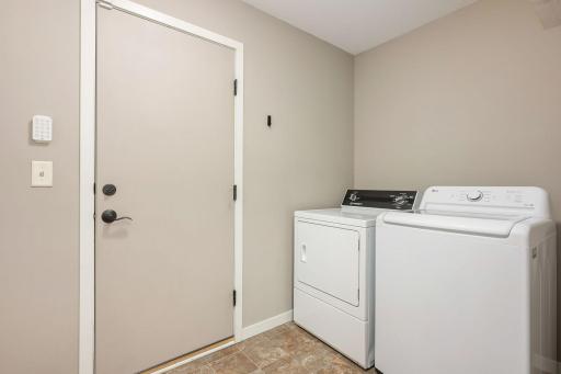 1003 Farrell Street S, Saint Paul, MN 55119