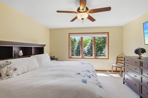 1165 Berwick Lane, Mahtomedi, MN 55115