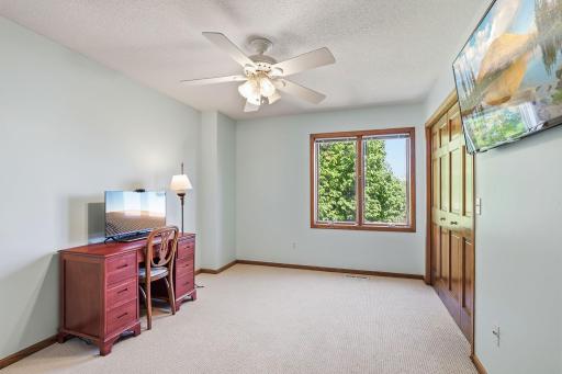 1165 Berwick Lane, Mahtomedi, MN 55115
