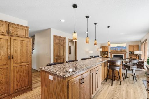 1165 Berwick Lane, Mahtomedi, MN 55115