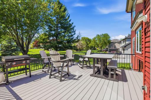 1165 Berwick Lane, Mahtomedi, MN 55115