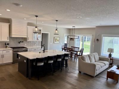 9613 W Wind Trail, Woodbury, MN 55129