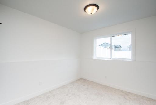 6758 68th Street S, Horace, ND 58047