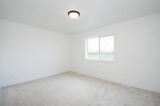6758 68th Street S, Horace, ND 58047
