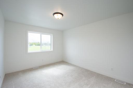 6758 68th Street S, Horace, ND 58047