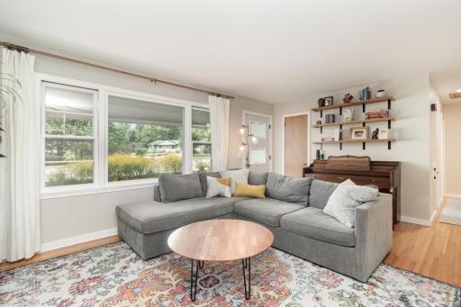 9900 Cedar Lake Road, Hopkins, MN 55305