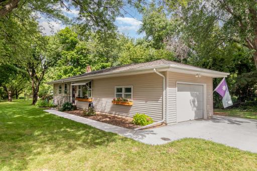 9900 Cedar Lake Road, Hopkins, MN 55305