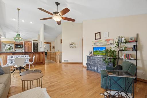 419 Buffalo Run Road, Buffalo, MN 55313