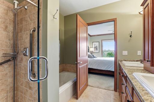 4100 Spring Street, 201, Spring Park, MN 55384