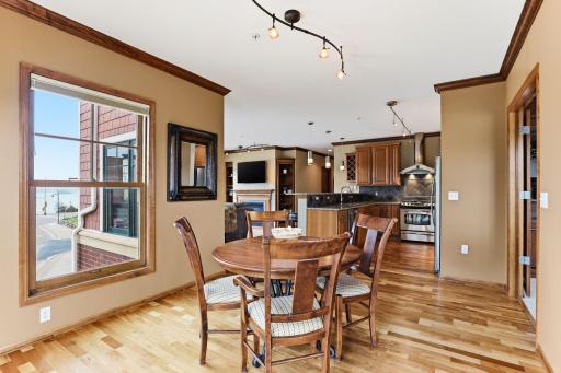 viewFromDining-4100-Spring- St-201-33.jpg