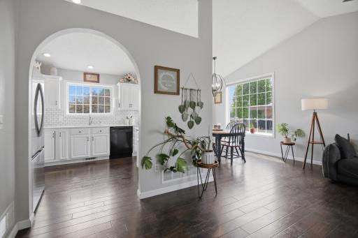 1385 Cottage Lane SE, Owatonna, MN 55060