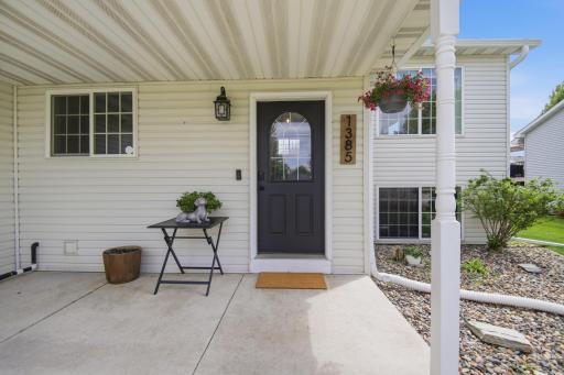 1385 Cottage Lane SE, Owatonna, MN 55060