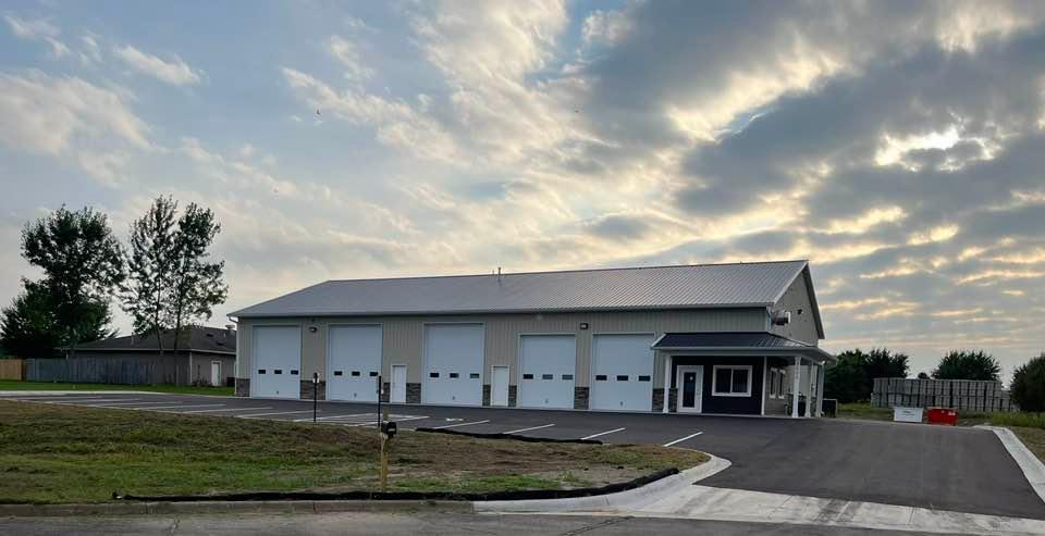3000 Lightbourn Ct.jpg