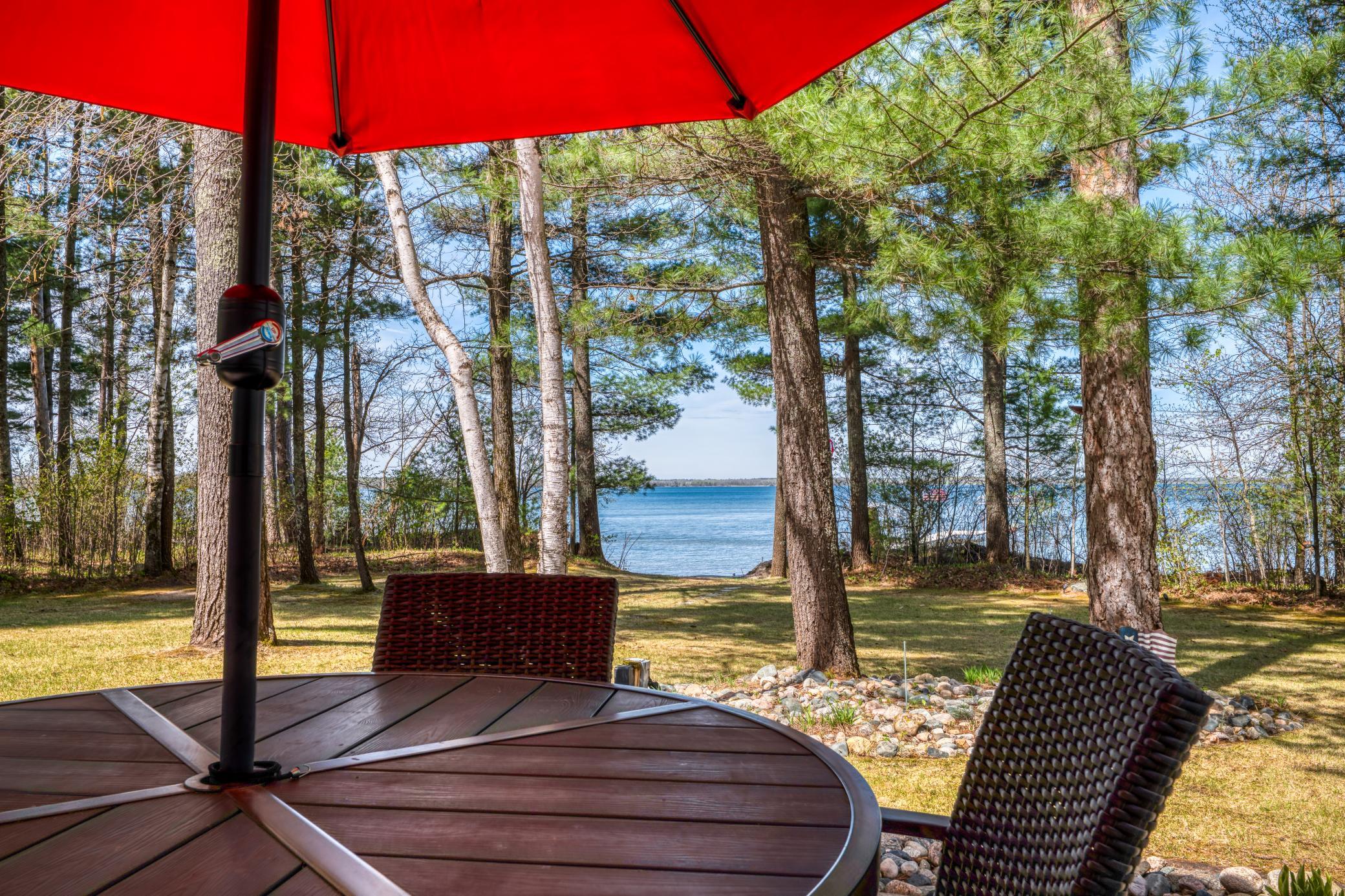 Lakeside Patio2