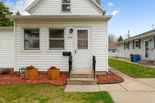 808 E Vine Street, Owatonna, MN 55060