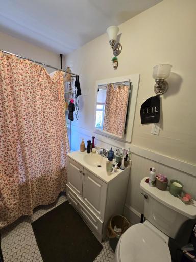 2205 Pleasant Avenue, Minneapolis, MN 55404