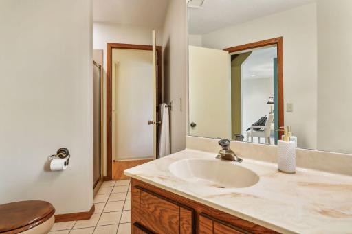 6520 Harbor Place NE, Prior Lake, MN 55372