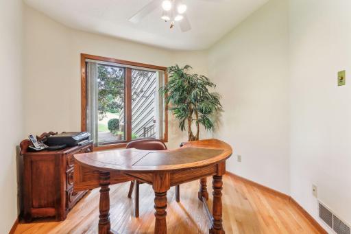 6520 Harbor Place NE, Prior Lake, MN 55372