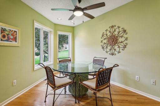 6520 Harbor Place NE, Prior Lake, MN 55372