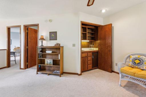 6520 Harbor Place NE, Prior Lake, MN 55372